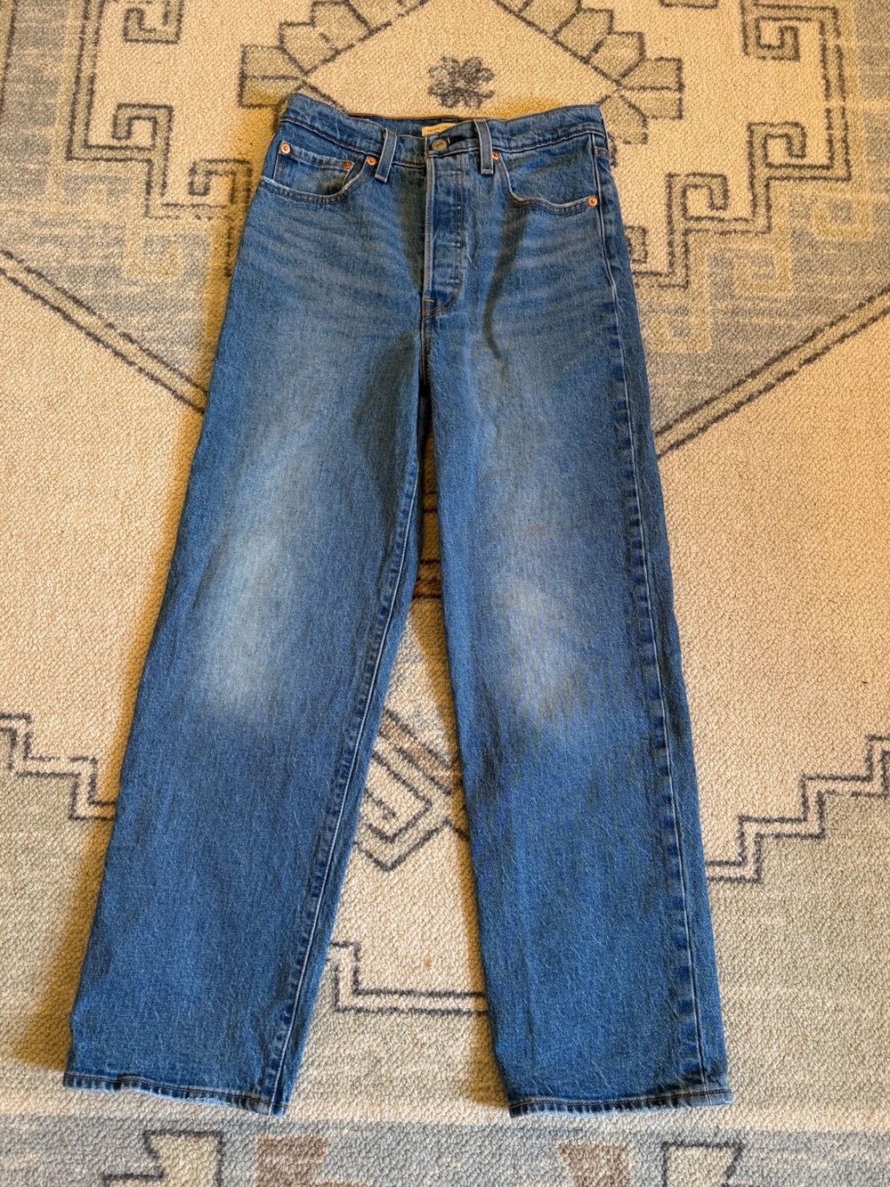 Levi's Ribcage Straight Ankle Jeans